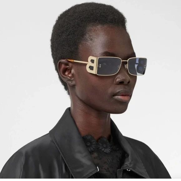 NEW Unisex Burberry Sunglasses OBO Burberry BE4403 4096/80 Sunglasses - US main image 3